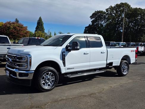 New 2026 Ford F350 Lariat w/ FX4 Off-Road Package image 11