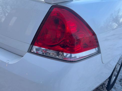 Used 2012 Chevrolet Impala LT w/ LT Sunroof Package image 31