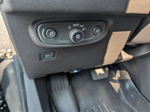 Used 2020 GMC Terrain SLT w/ Preferred Package FWD image 33