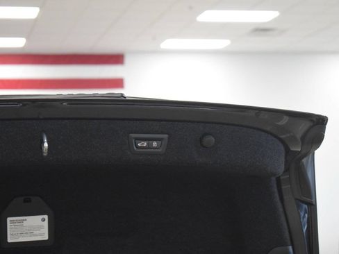 Used 2018 BMW 540i RWD image 30