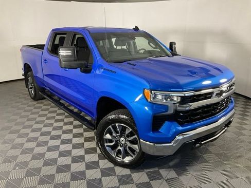 Used 2025 Chevrolet Silverado 1500 LT w/ Max Trailering Package AWD/4WD image 42