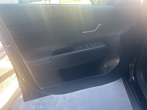 New 2026 Hyundai Kona SEL Premium image 11