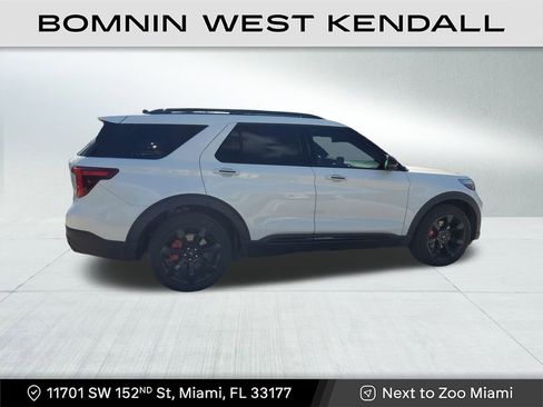 Used 2020 Ford Explorer ST w/ ST Street Pack image 8
