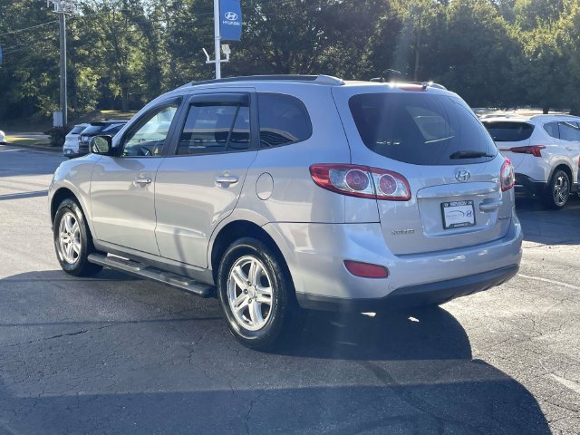Used 2010 Hyundai Santa Fe GLS FWD image 4