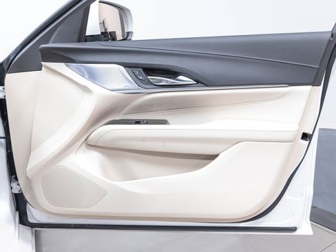 Used 2020 Cadillac CT4 Premium Luxury RWD image 46