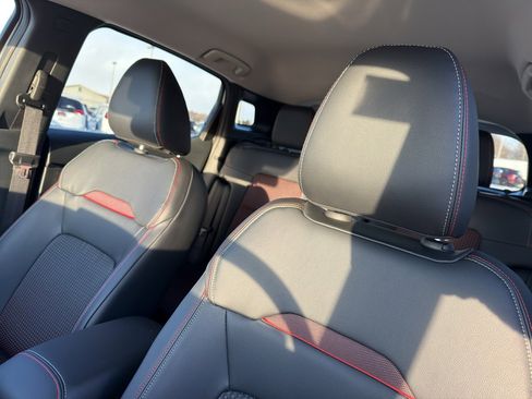 New 2026 Nissan Kicks SR image 26