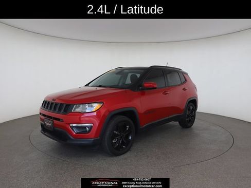 Used 2019 Jeep Compass Latitude FWD image 3