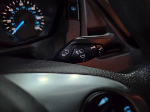 Used 2018 Ford Transit 350 XLT image 22