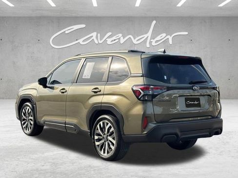 Used 2025 Subaru Forester Touring AWD/4WD image 17