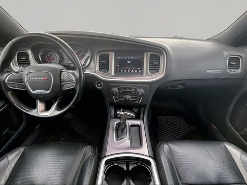 Used 2021 Dodge Charger SXT w/ Leather Interior Group RWD image 16