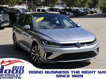 Used 2025 Volkswagen Jetta SE