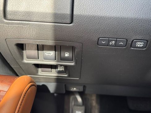 Used 2014 Lexus RX 450h AWD image 20