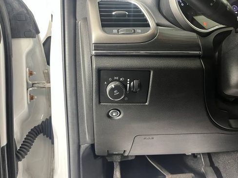 Used 2021 Jeep Grand Cherokee Limited AWD/4WD image 19