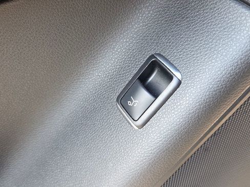 Used 2017 Mercedes-Benz GLE 350 4MATIC image 28