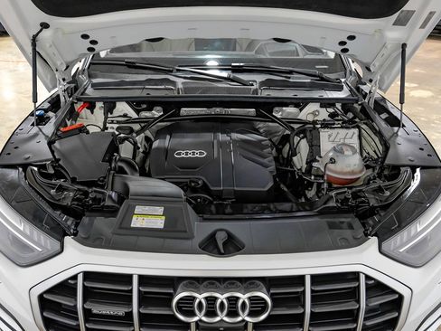 Used 2021 Audi Q5 Prestige w/ Prestige Package image 49