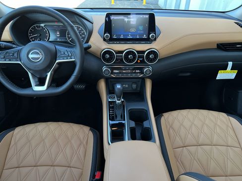 New 2025 Nissan Sentra SV w/ SV Premium Package image 15