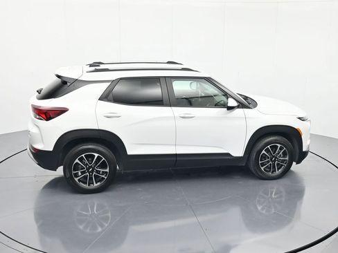 Certified 2025 Chevrolet TrailBlazer LT FWD image 32