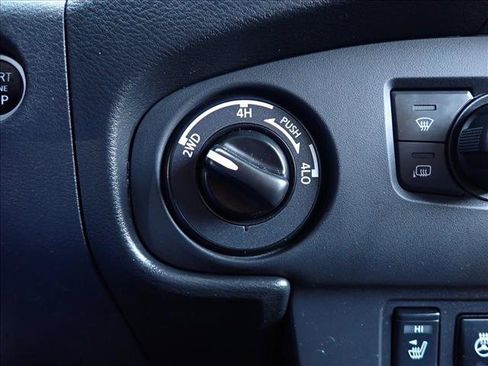 Used 2023 Nissan Frontier PRO-4X w/ Pro Convenience Package AWD/4WD image 20