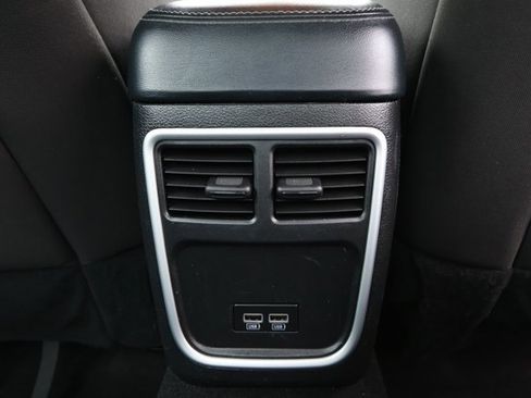 Used 2023 Dodge Charger SXT image 27