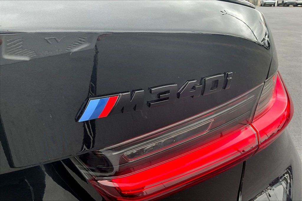 Used 2024 BMW M340i RWD image 26