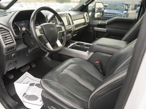Used 2019 Ford F250 Platinum w/ Platinum Ultimate Package image 8