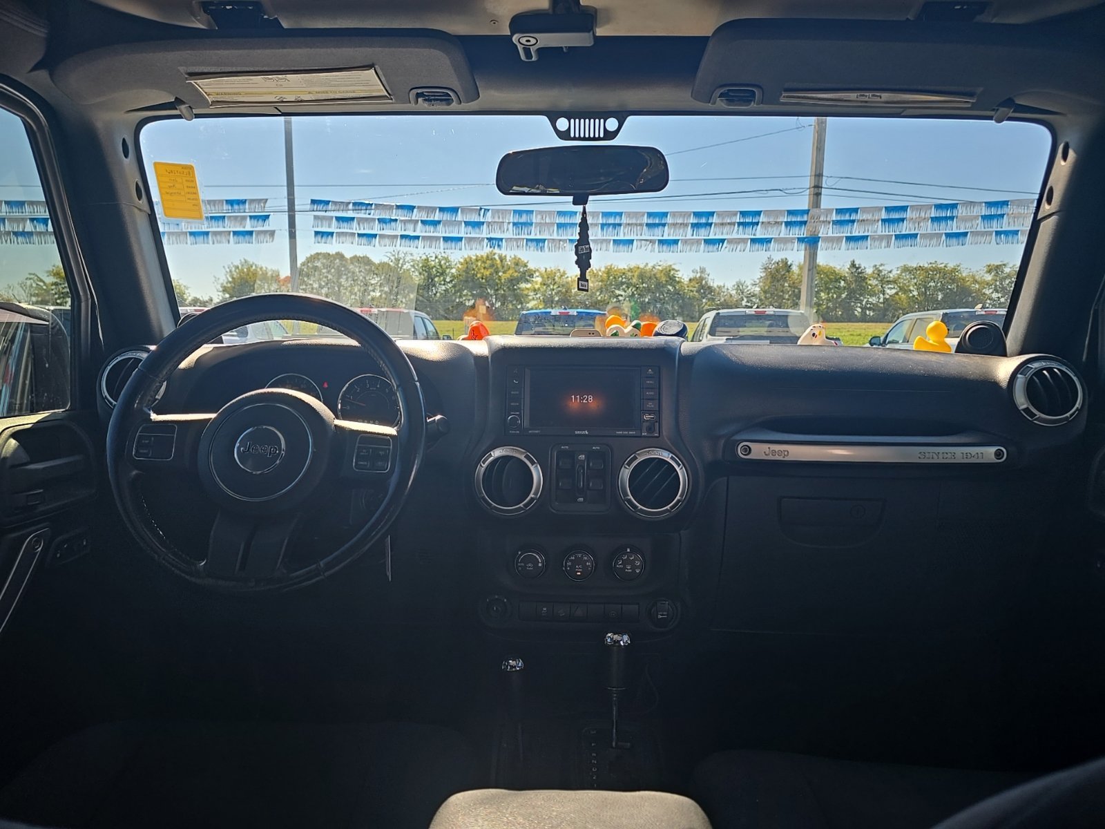 Used 2011 Jeep Wrangler Unlimited Sahara AWD/4WD image 8