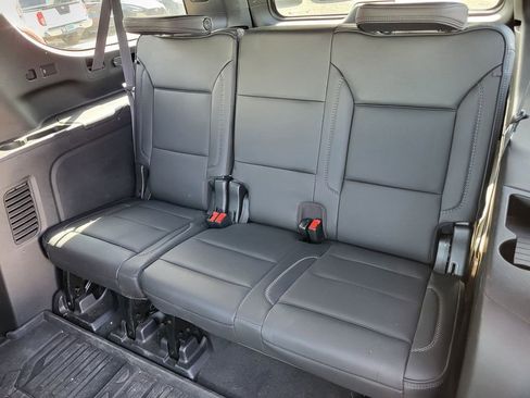 Used 2022 GMC Yukon XL Denali image 28