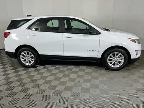 Used 2020 Chevrolet Equinox LS image 10