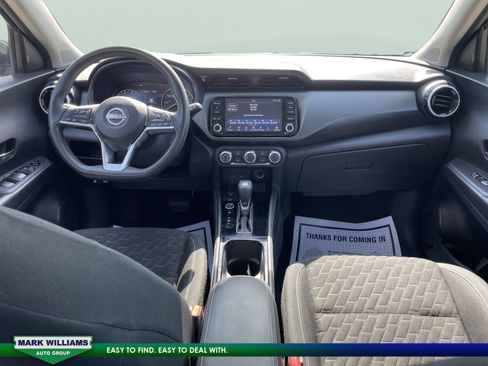 Used 2023 Nissan Kicks SV image 27