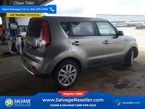 Used 2018 Kia Soul + FWD image 4