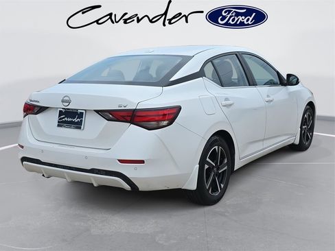 Used 2024 Nissan Sentra SV image 5