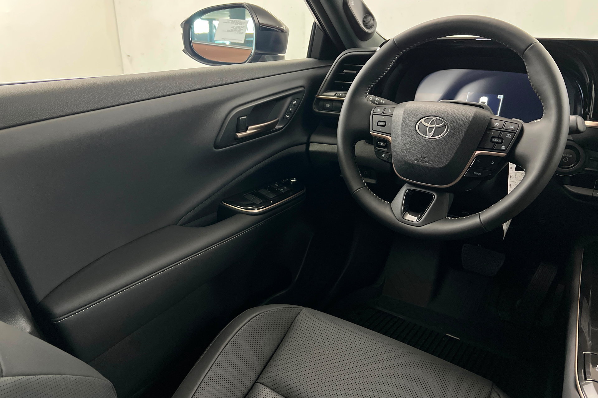 New 2026 Toyota Crown Platinum AWD/4WD image 11