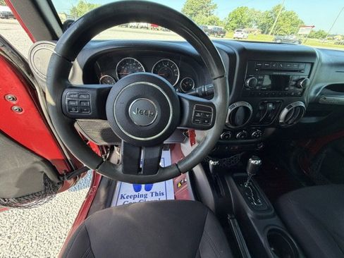 Used 2013 Jeep Wrangler Sport AWD/4WD image 10