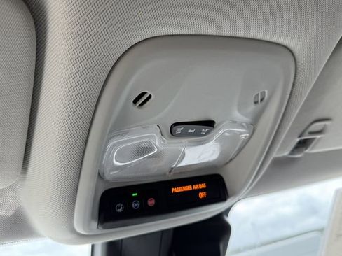 Used 2023 Chevrolet TrailBlazer LT image 25