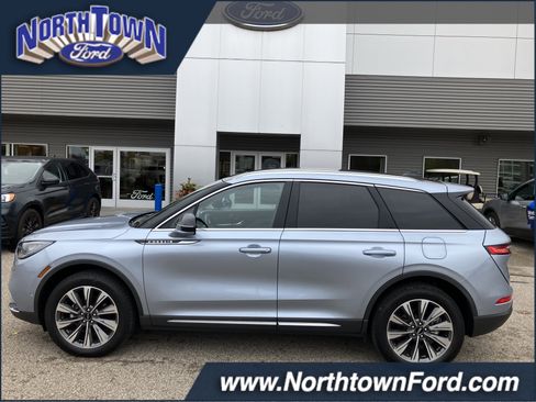 Used 2022 Lincoln Corsair Reserve w/ Equipment Group 201A image 1