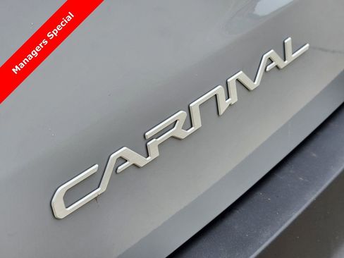 New 2026 Kia Carnival EX FWD image 8