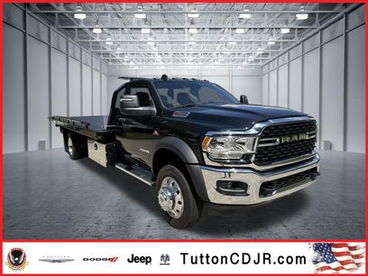 New 2024 RAM 5500 SLT w/ Quick Order Package 2YG SLT
