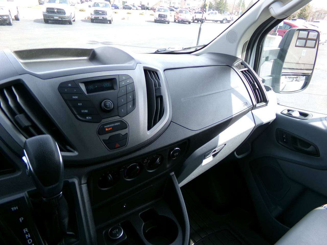 Used 2019 Ford Transit 150 130 Low Roof RWD image 24