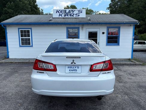 Used 2010 Mitsubishi Galant SE FWD image 5