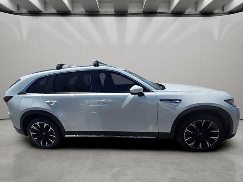 Used 2024 MAZDA CX-90 Plug-In Hybrid w/ Premium Plus AWD/4WD image 12