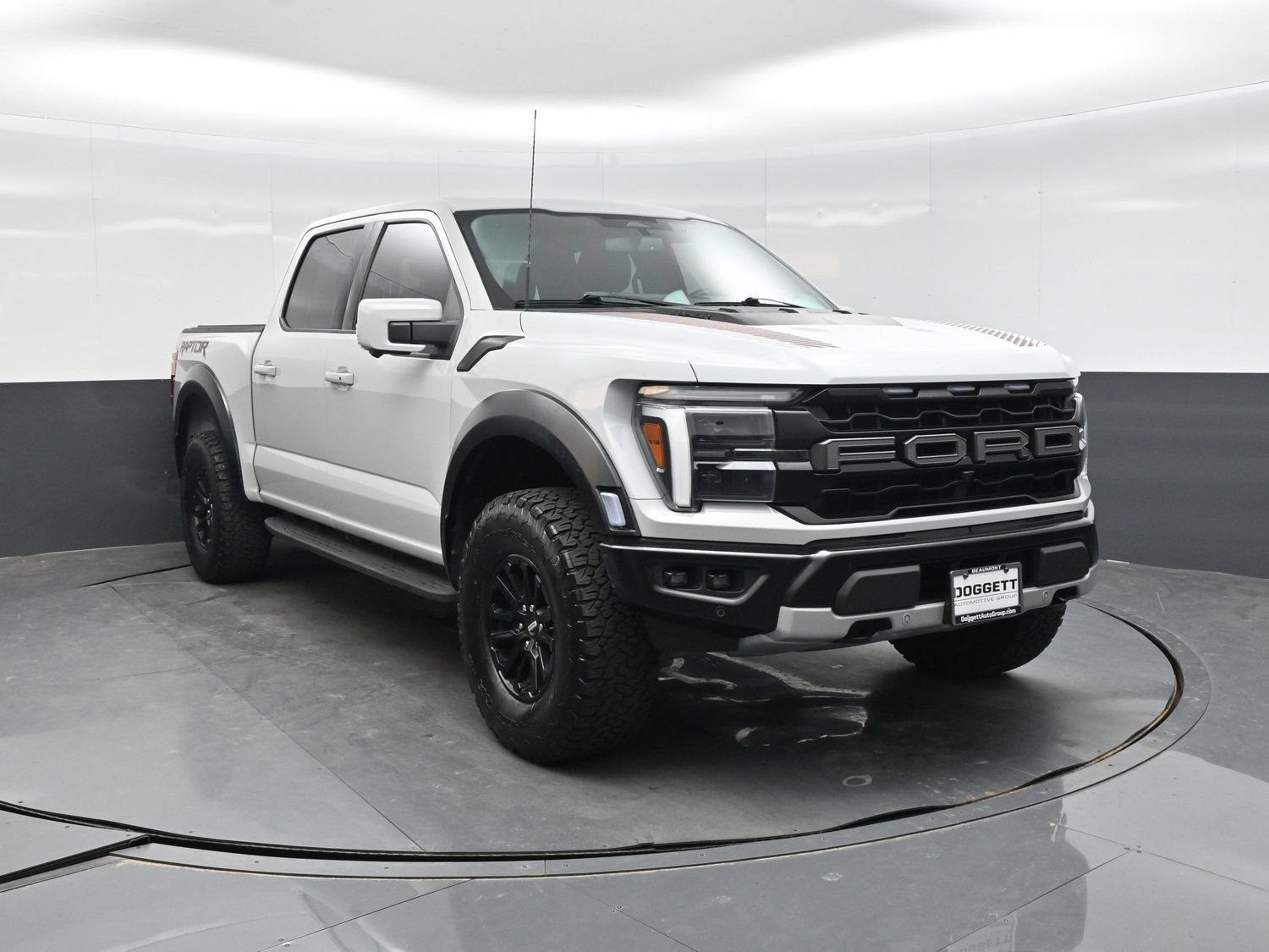 Used 2024 Ford F150 Raptor AWD/4WD image 17
