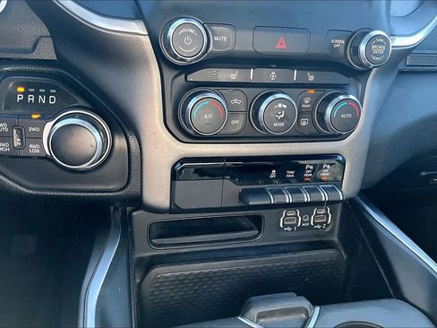 Used 2021 RAM 1500 Big Horn AWD/4WD image 22