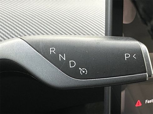 Used 2022 Tesla Model 3 Long Range image 16