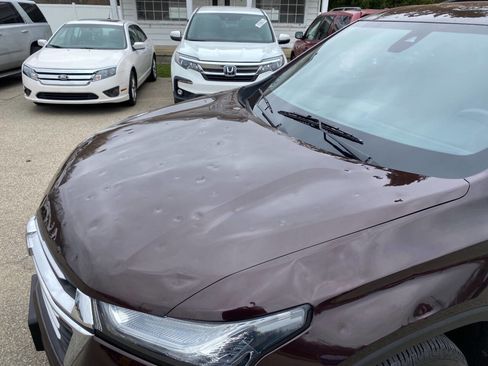 Used 2023 Chevrolet Traverse LT image 53