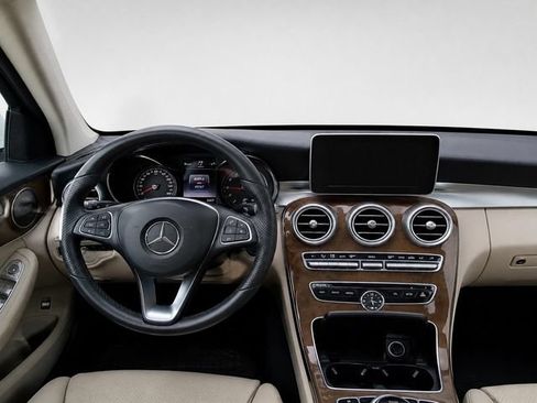 Used 2015 Mercedes-Benz C 300 4MATIC Sedan image 28