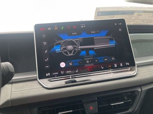 New 2026 Volkswagen Tiguan SE R-Line image 18