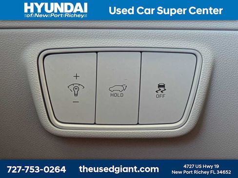 Certified 2024 Hyundai Tucson Limited FWD image 35