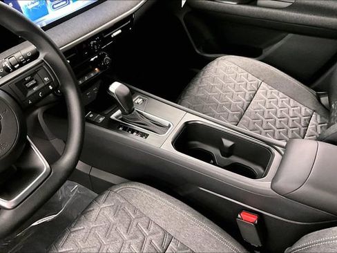 New 2026 Nissan Kicks SV image 9