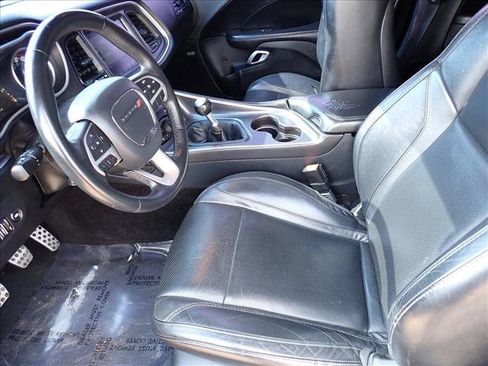 Used 2016 Dodge Challenger R/T Plus RWD image 8