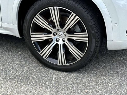 Used 2022 Volvo XC90 T6 Inscription w/ Climate Package image 7